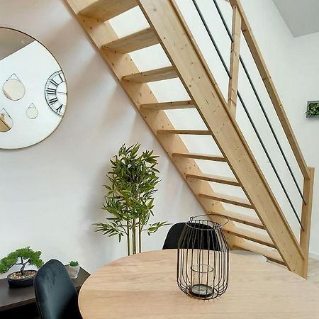 Sublime Appart Renove Duplex Centre Ville 4Pers Wifi Saint-Quentin  Extérieur photo
