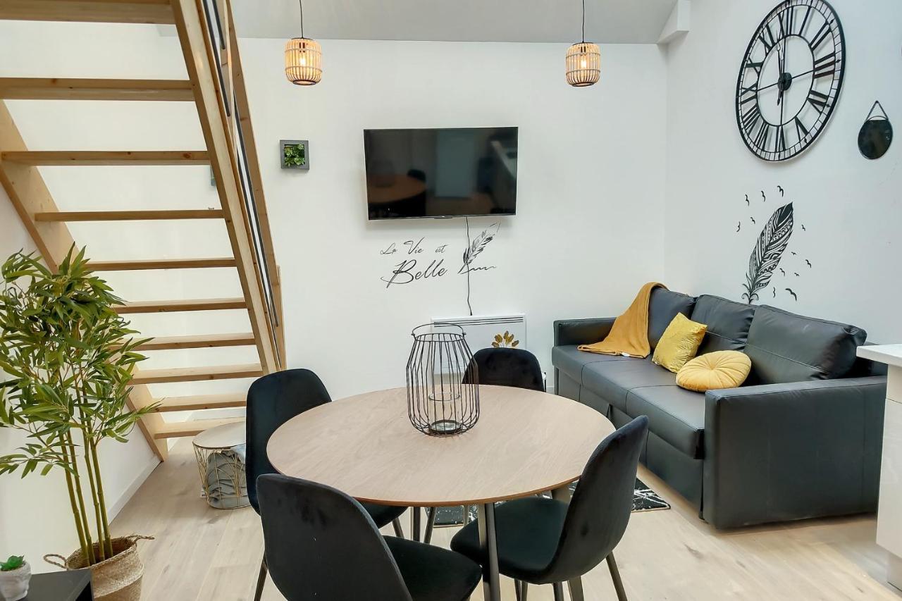 Sublime Appart Renove Duplex Centre Ville 4Pers Wifi Saint-Quentin  Extérieur photo